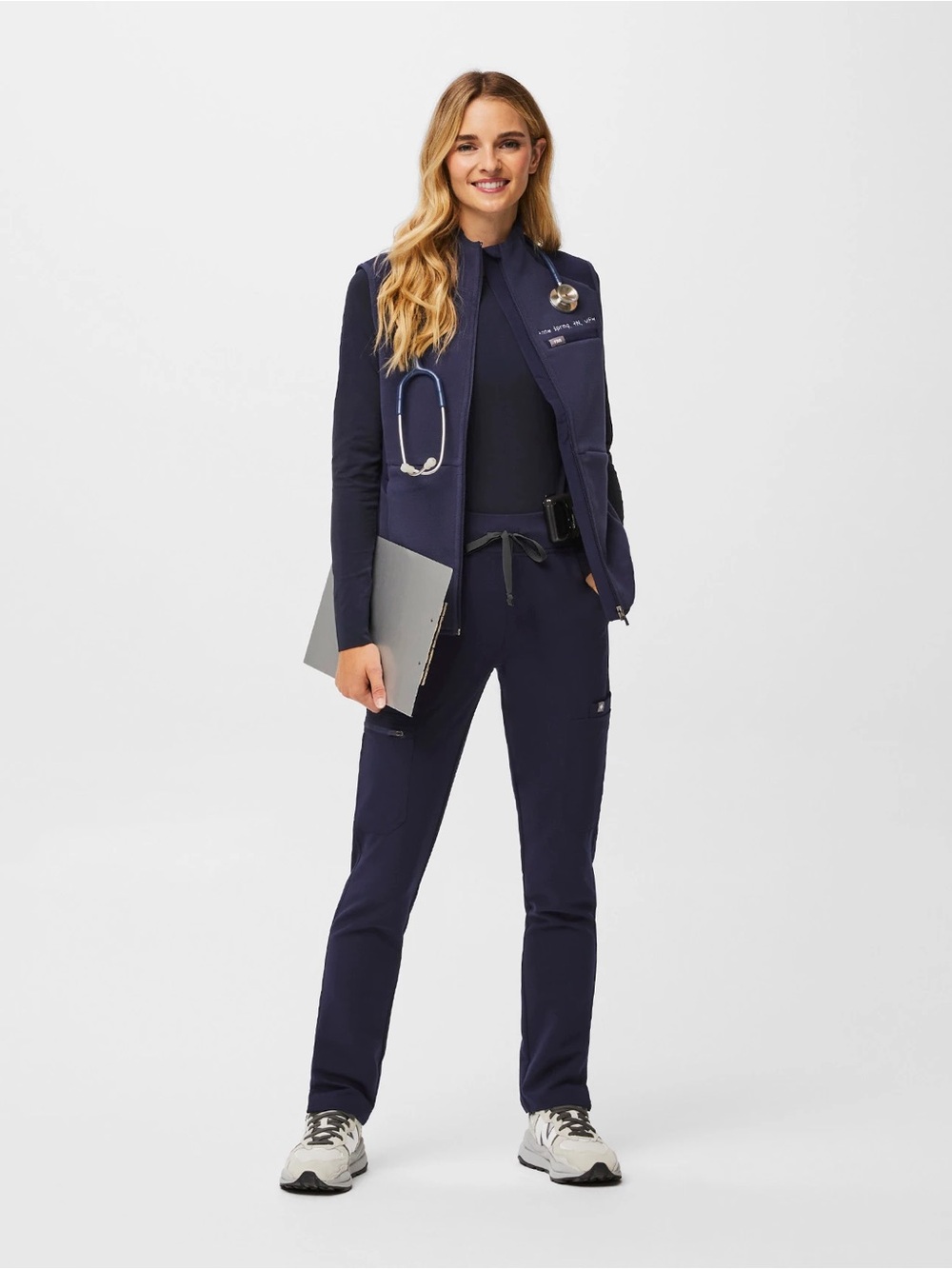 FIGS Women’s Yola Slim Scrub Pants in Navy - M
